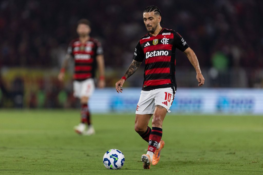 De Arracaeta jogando pelo Flamengo