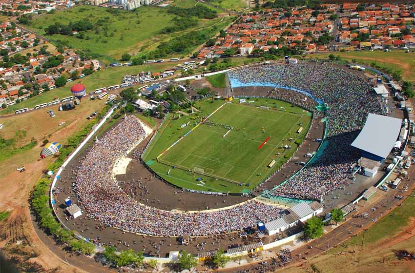 Estádio Paulo Constantino (Prudentão)