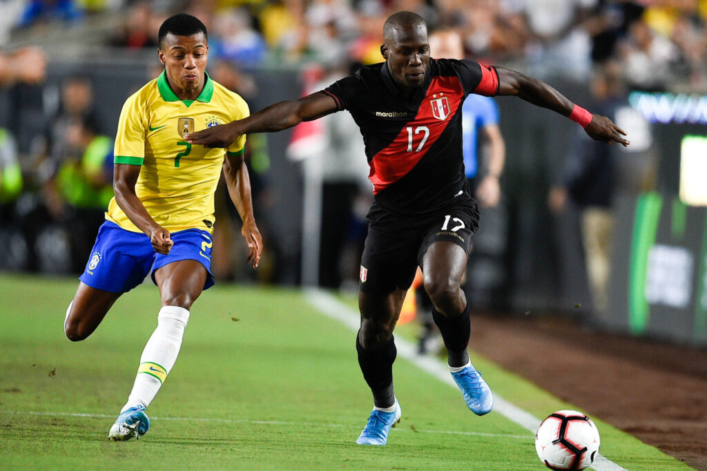 Luis Advíncula