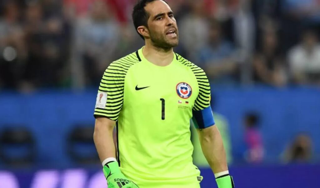 claudio bravo jugadores chilenos en el extranjero