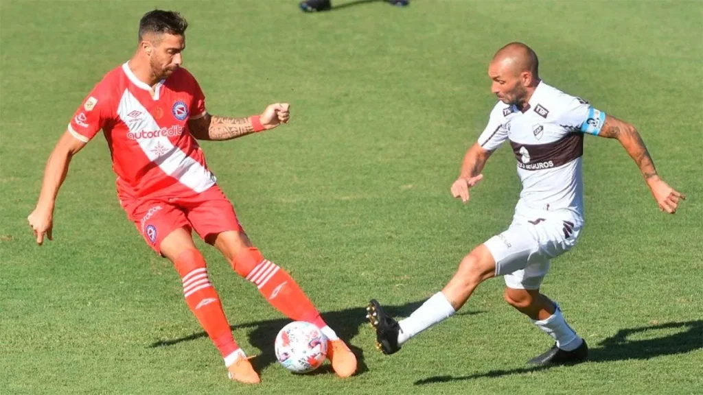 cuál es el clásico de Platense