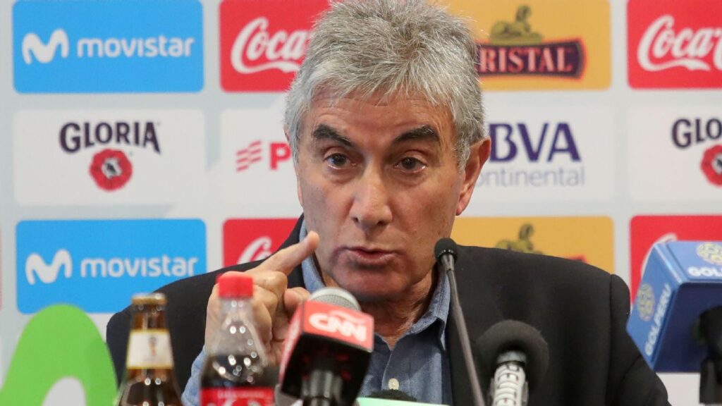entrenadores peruanos - juan carlos oblitas
