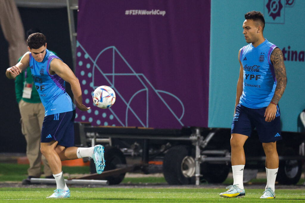 julian alvarez y lautaro martinez