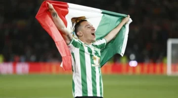 En qué equipo juega Andrés Guardado