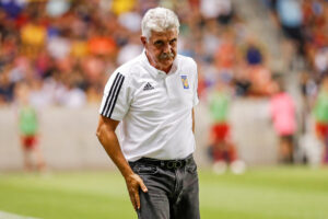 Ricardo Ferretti equipos entrenados en México y récords