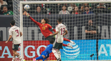 ¿Cuántos mundiales ha jugado Memo Ochoa?