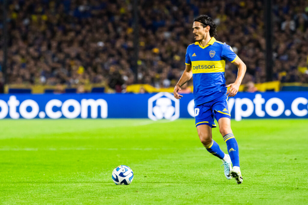 Dónde jugaba Cavani antes de Boca