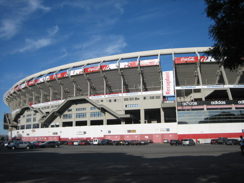 estadio mas grande de latinoamerica