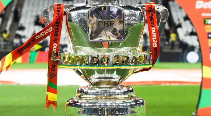 Copa do Brasil: campeões, artilheiros e retrospecto das finais (por mando de campo e resultado do jogo de ida)