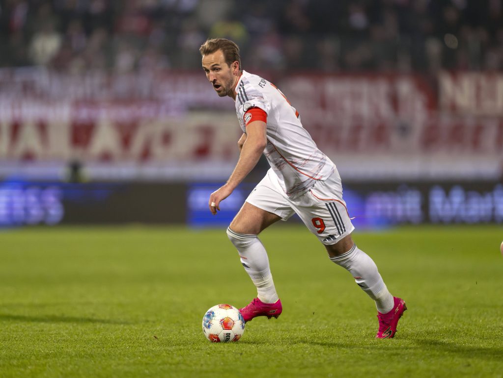 Harry Kane jugando por el Bayern Múnich en partido de la Bundesliga contra el Heidenheim, 21 de diciembre de 2025
