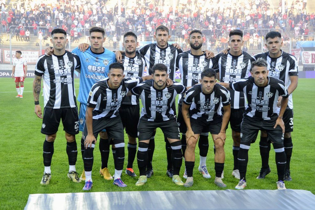 Formación de Central Córdoba de Santiago del Estero en la semifinal de la Copa Argentina ante Huracán