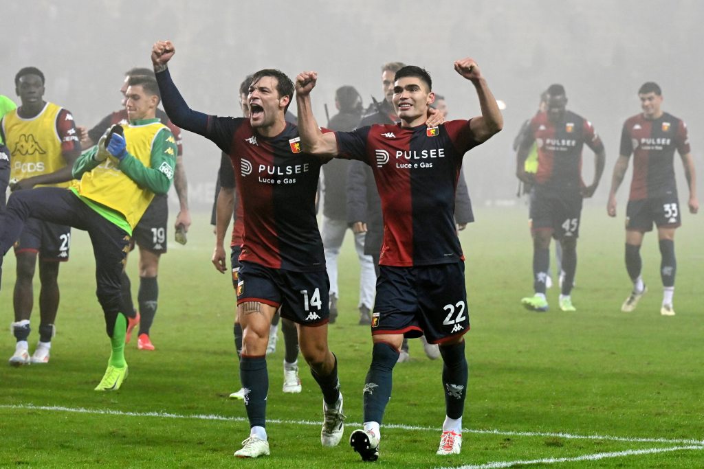Sport Bilder des Tages alessandro vogliaco and johan vasquez (genoa) at the end of the game during Parma Calcio vs Genoa
