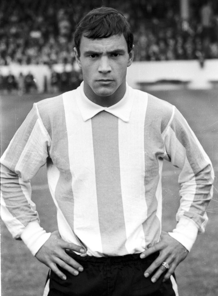 Fussball Weltmeisterschaft 1966 Deutschland Argentinien Oscar Mas portraet Portrait HM