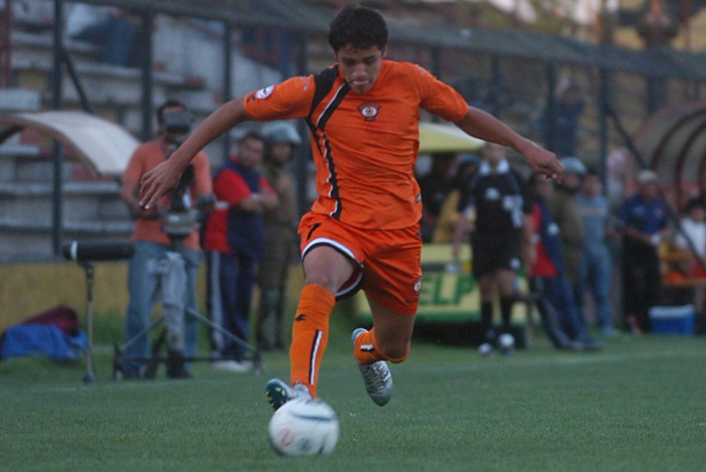 Alexis Sánchez jugando por Cobreloa