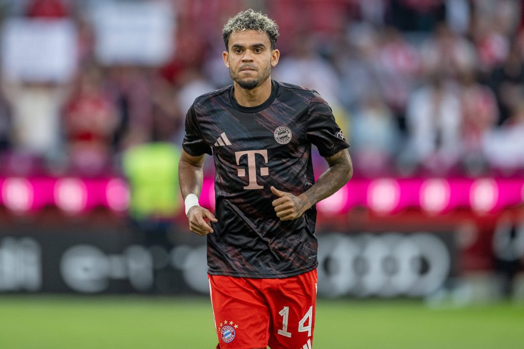 Luis Díaz jugando por Bayern