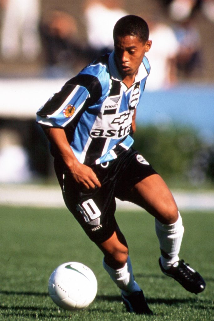 Ronaldinho jugando por Grêmio