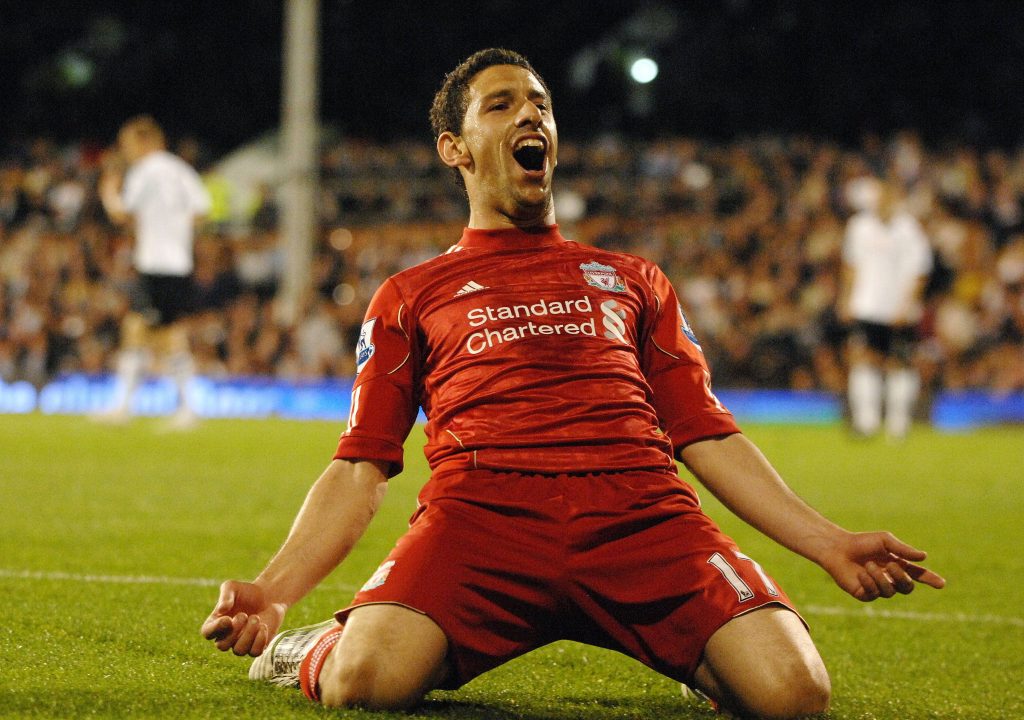 Maxi Rodríguez jugando por Liverpool