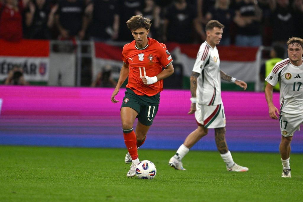 João Félix em ação por Portugal